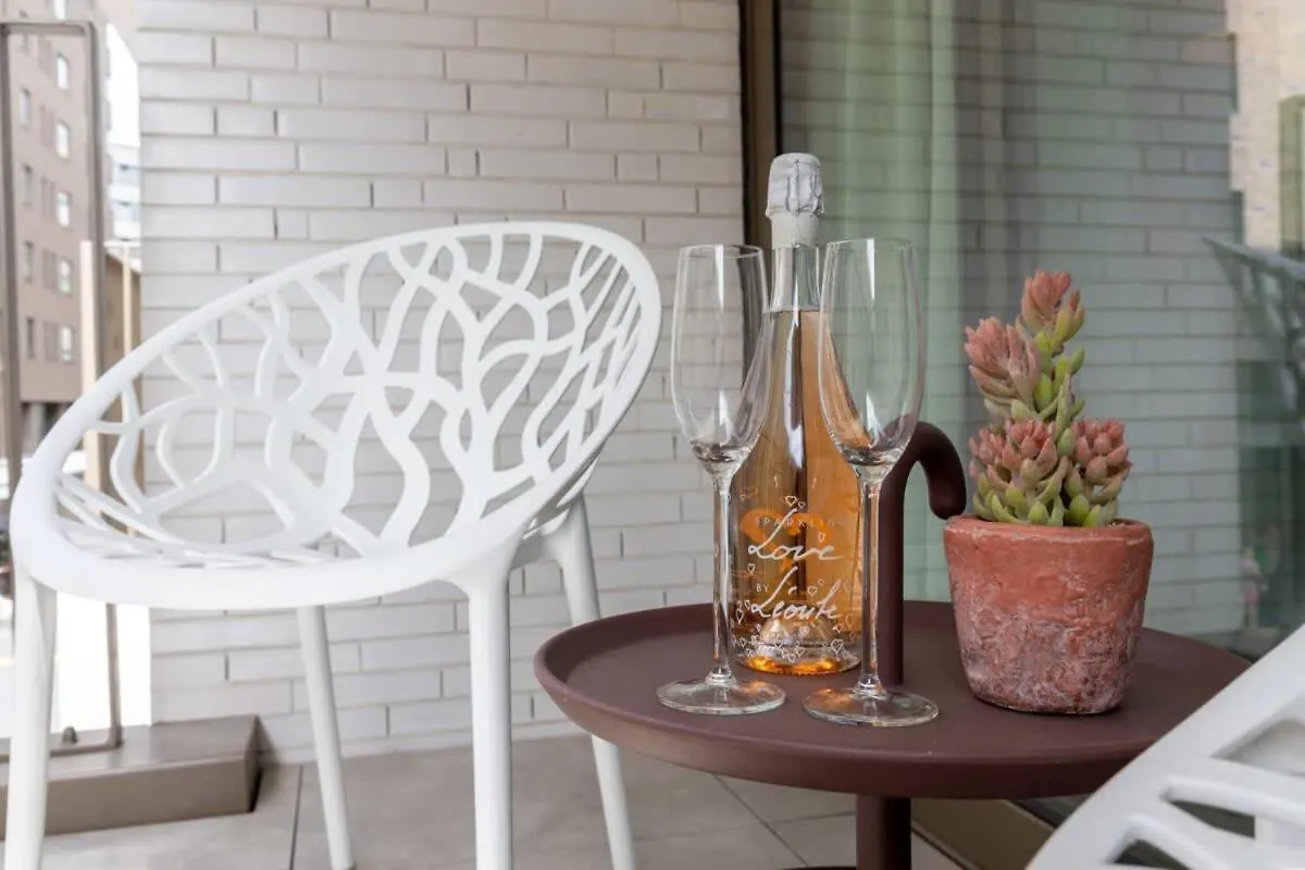 Huswell - City At Sea - Modern 1 Bedroom Apartement Ostend Belgium